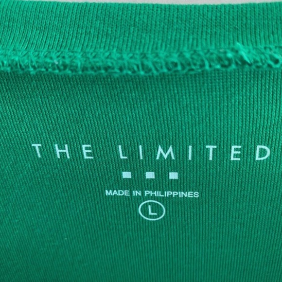 The Limited Green Scoop Neck Short Sleeve Top LIKE NEW! - Picture 6 of 9